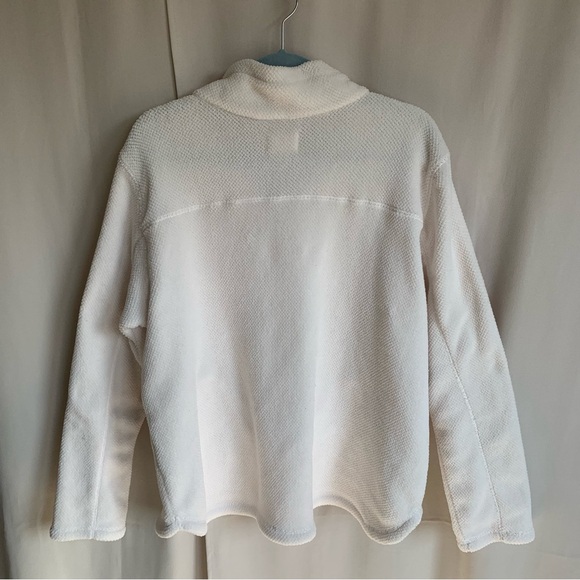 Fleece Pullover - Picture 3 of 8